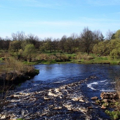 Каменное село