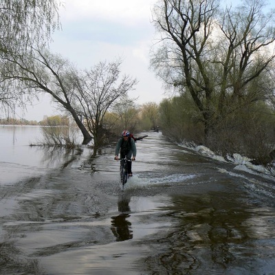 Деснянські маніяцтва